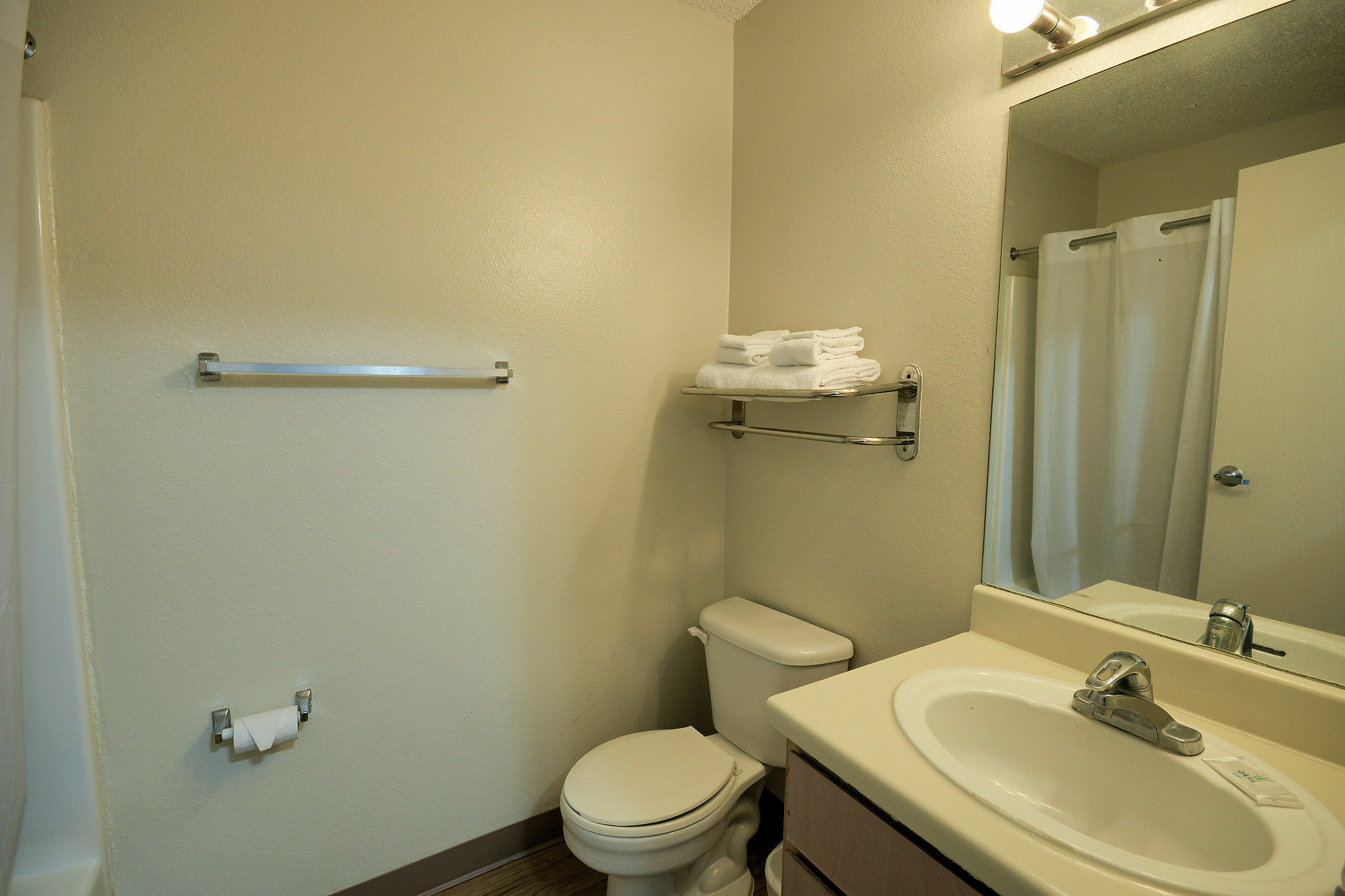 Intown Suites Extended Stay Houston Tx - Westchase ภายนอก รูปภาพ